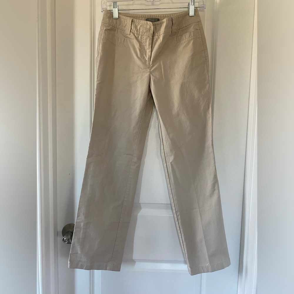 Ann Taylor Beige Straight-Leg Pants 00P
